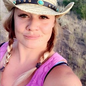 Meet your Posher, Jenna